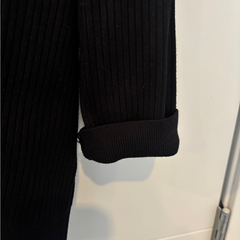 Brunette The Label Ottoman Ribbed Oversized Button-Front Cardigan Black - Picture 6 of 10